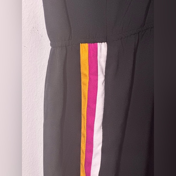 Bar III jumpsuit with crisscross back - Picture 4 of 4